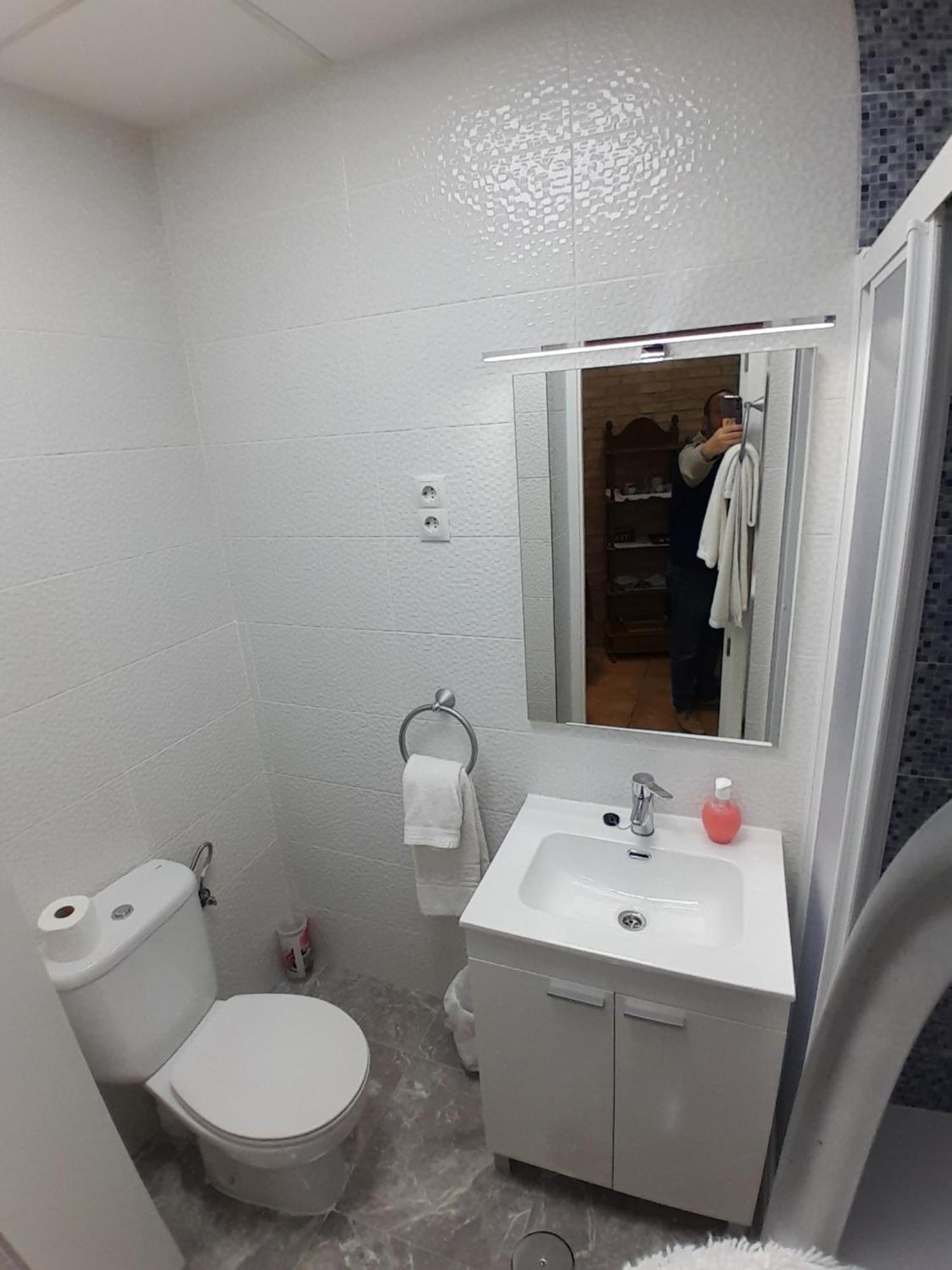 Pension Antonio Guesthouse Alicante Quarto foto